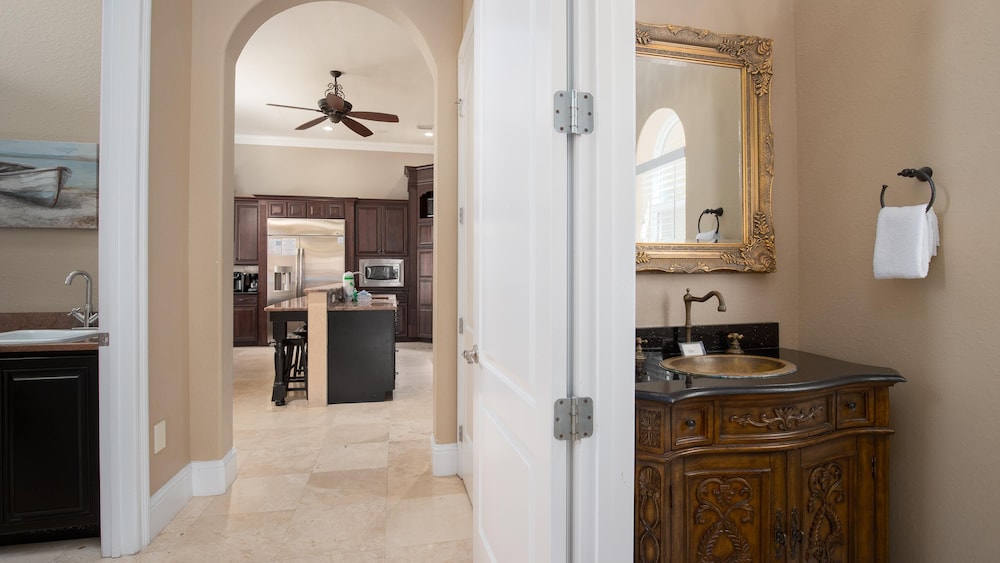 Palazzo by the Sea DBTS 36 Varazze Cay 3BR 3.5BA - photo 14