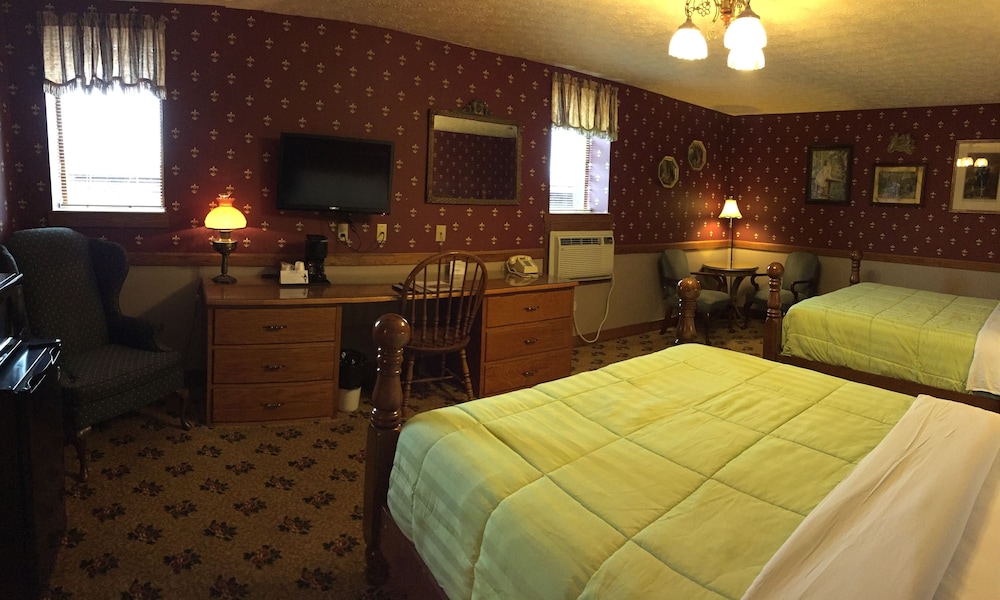 Hotel Millersburg - photo 27