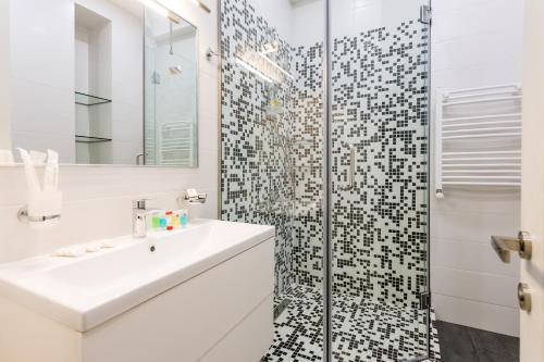 New Downtown Apartment ll