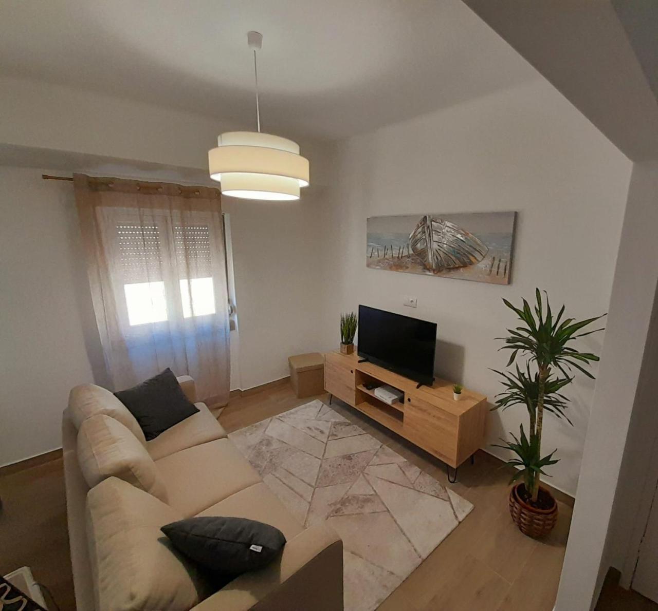 Aconchego Alojamento Local — 4-Star Luxury Hotel in Nazare, Portugal