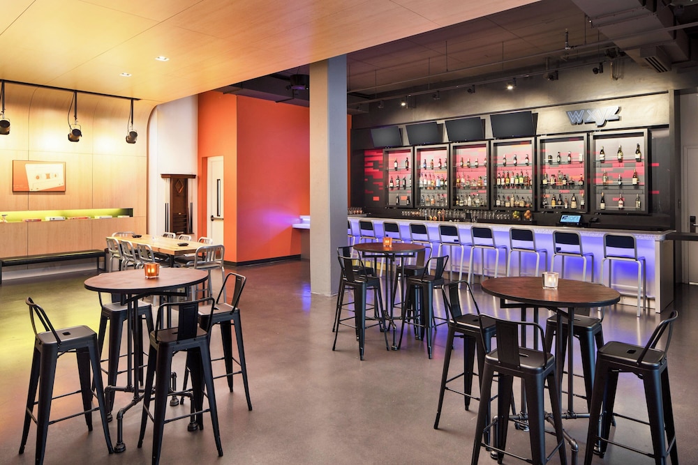 Aloft Seattle Sea Tac Airport - photo 10