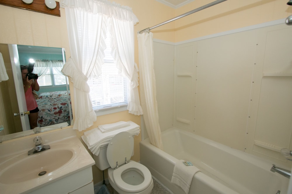 Outer Banks Motel - photo 169