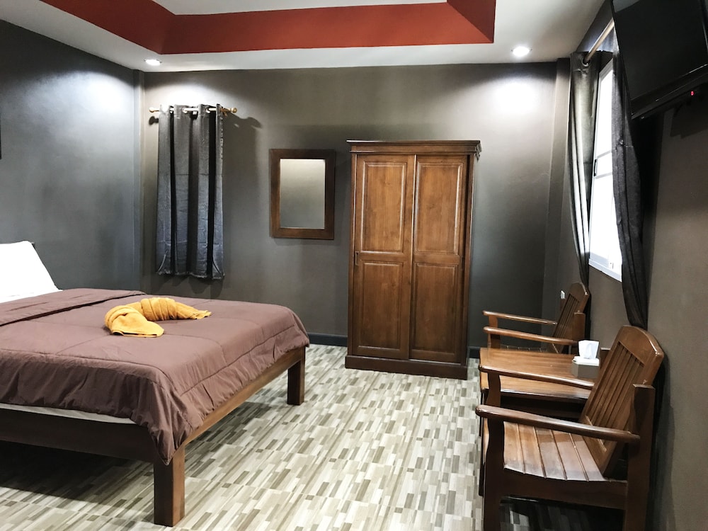 Khwanruen Fishing Resort in Ban Chang, Thailand