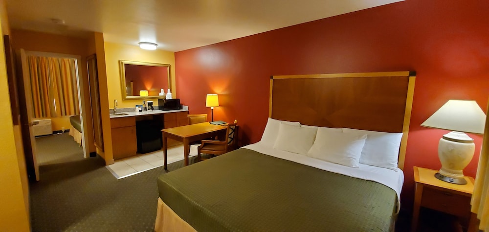 Olympic View Inn - photo 7