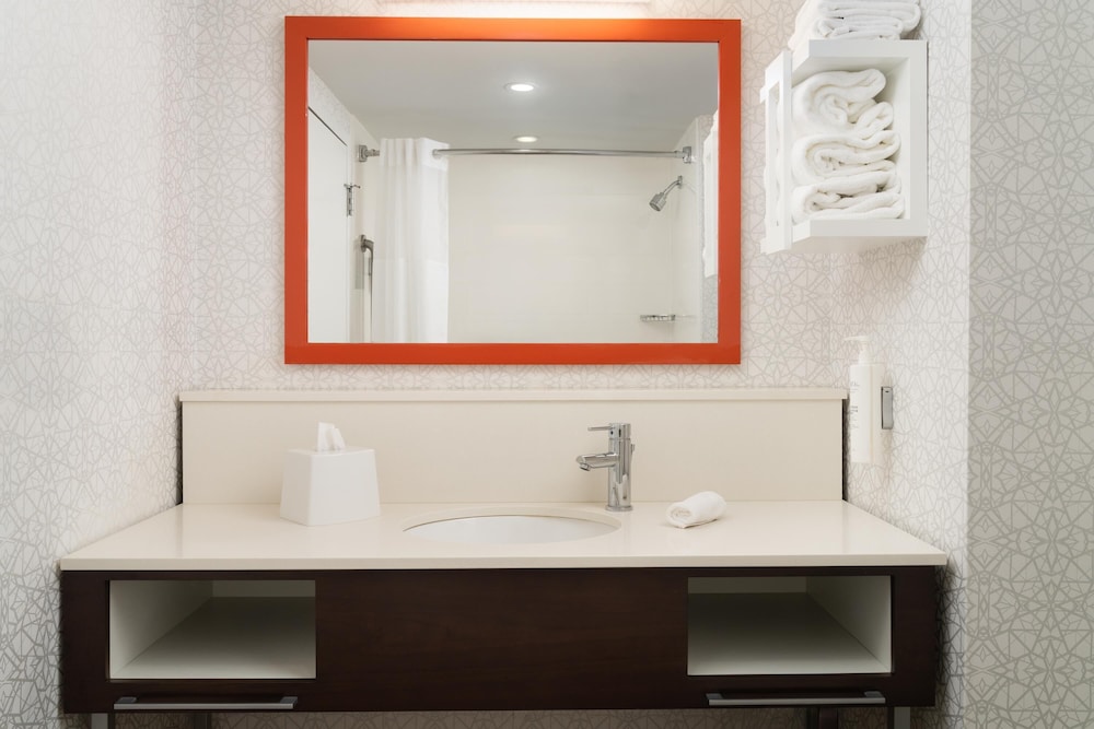 Hampton Inn Chambersburg - photo 20