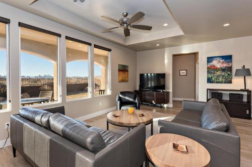 Fish Rock Retreat Holiday home 3 — 4-Star Luxury Hotel in Ivins, United States