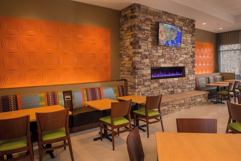 Fairfield Inn and Suites by Marriott Washington - photo 22