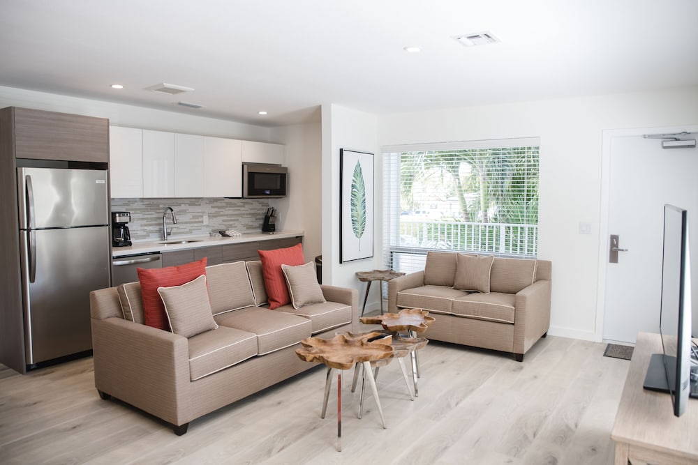 1229 Apartments at Beachcomber Resort - photo 6