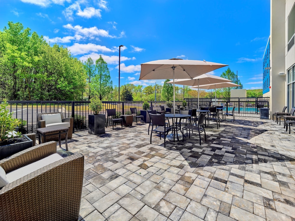 Holiday Inn Express Huntsville Space Center by IHG - photo 22