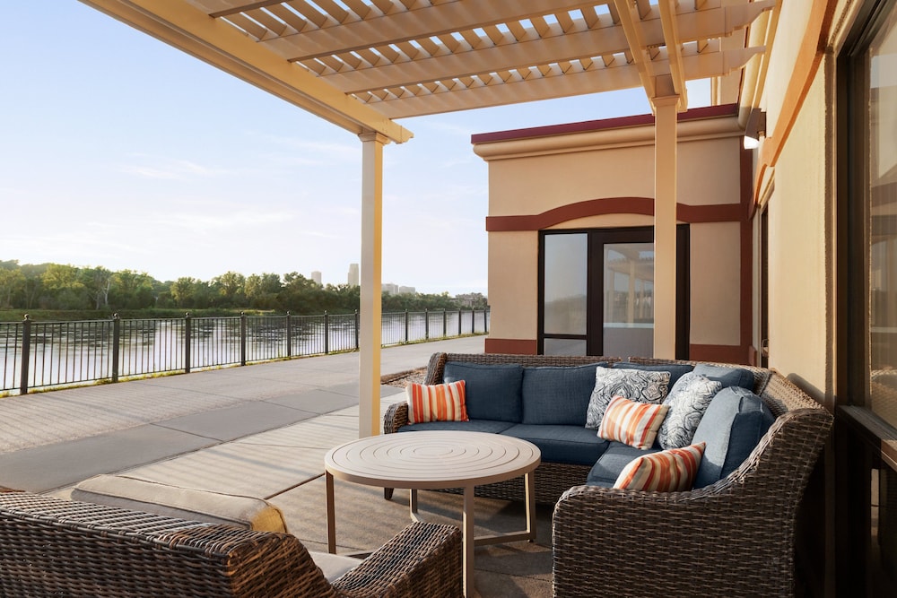 Holiday Inn Hotel & Suites Council Bluffs I 29 by IHG - photo 37