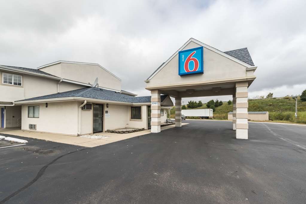 Motel 6 Crawfordsville IN - photo 3