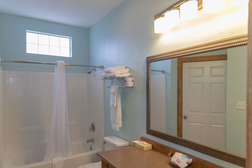 Pelican Bay Resort - photo 43