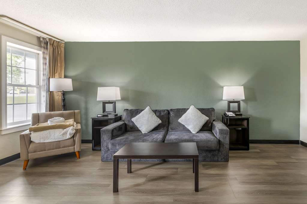 Quality Inn & Suites Santee I 95 - photo 47