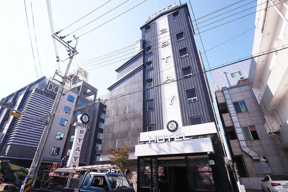 Gumi 2stay in Gumi, South Korea