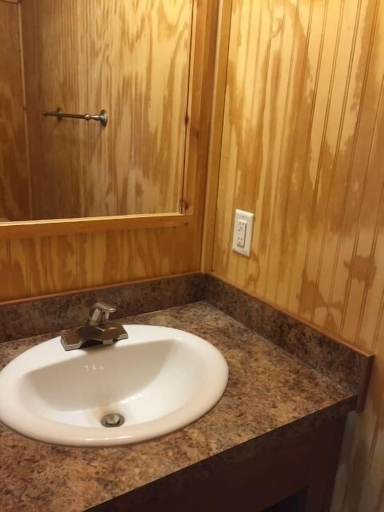 RV Resort At Carolina Crossroads - photo 3