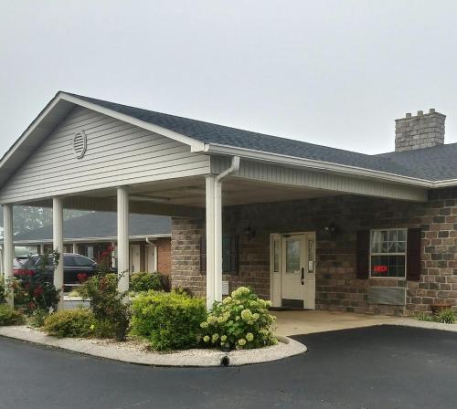 Hearthstone Inn - last minute hotel in Lafayette