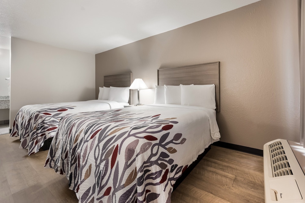Red Roof Inn Birmingham South - photo 9