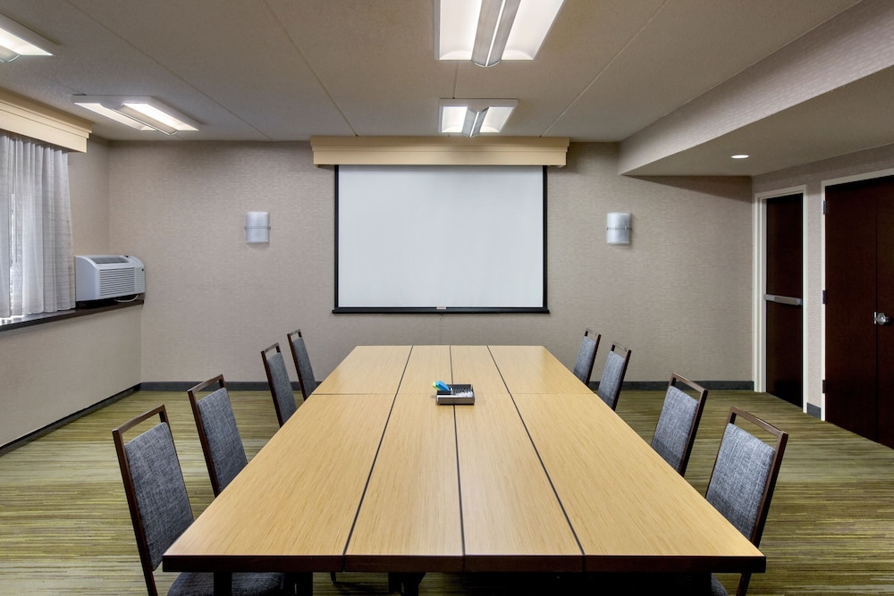 Courtyard by Marriott Tarrytown Westchester County - photo 34