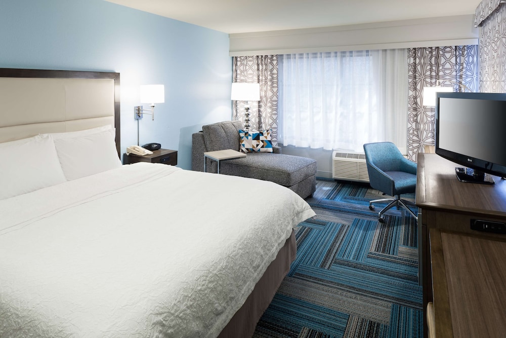 Hampton Inn San Diego Downtown - photo 5