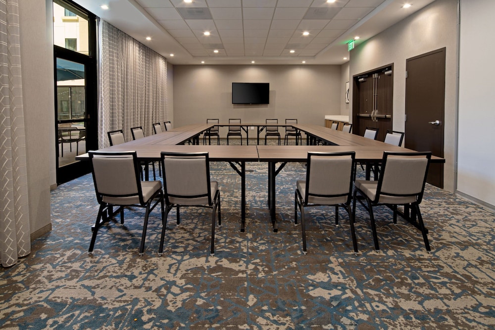 SpringHill Suites by Marriott Valencia - photo 30