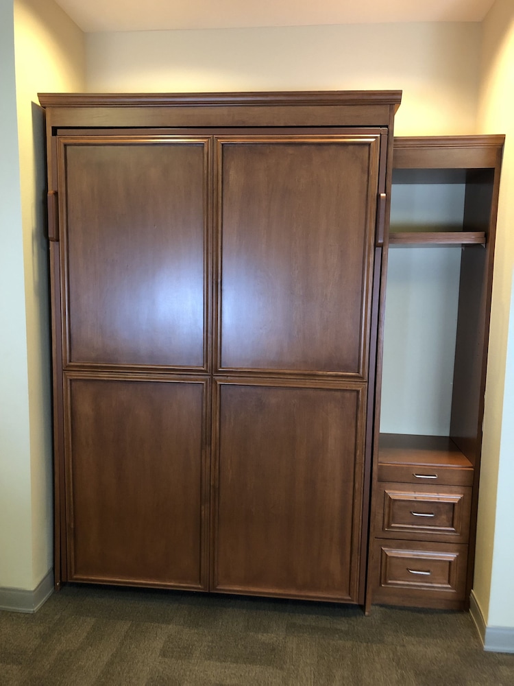 Hampton Inn & Suites Green River - photo 20
