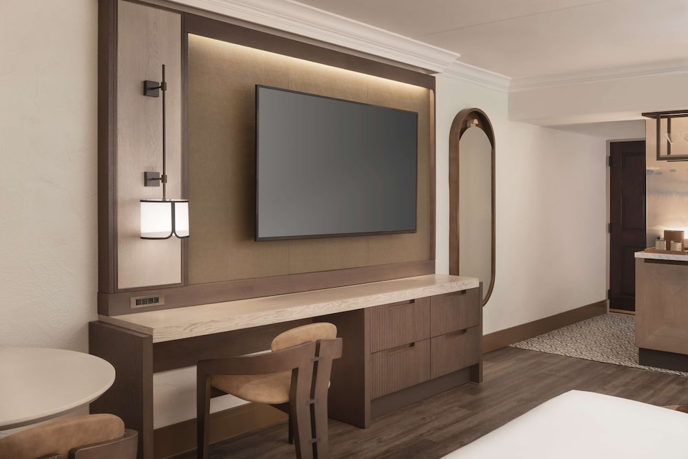 The Scottsdale Resort & Spa Curio Collection by Hilton - photo 9