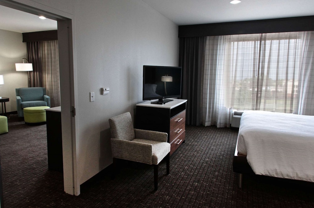 Hilton Garden Inn Victoria - photo 15