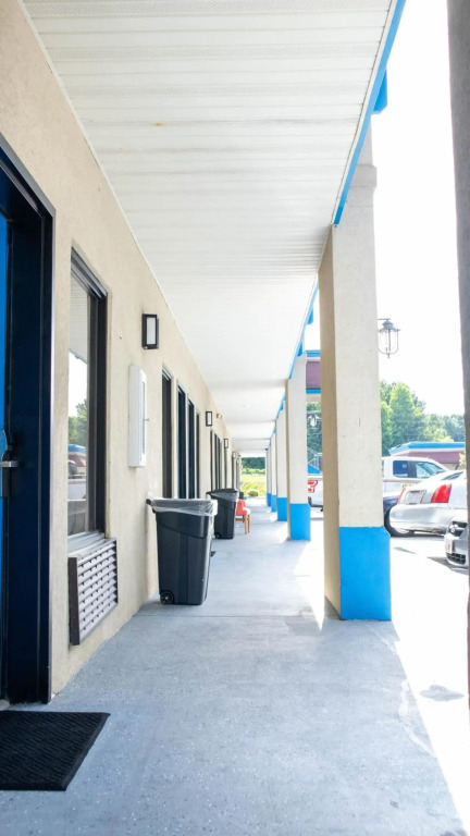 Executive Inn Yanceyville - photo 22