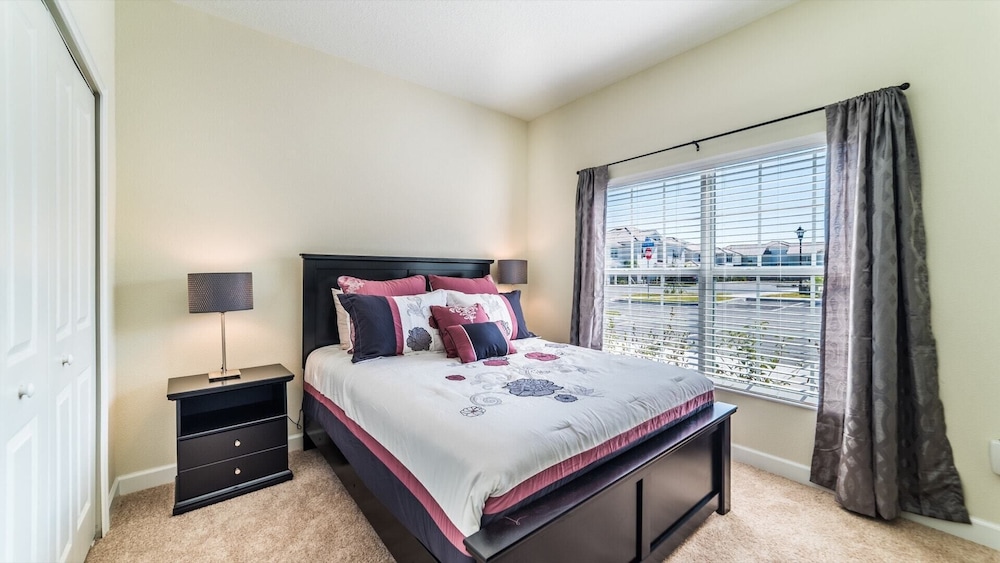 Luxury 5 Bedroom House on Storey Lake Resort Orlando House 1249 - photo 6
