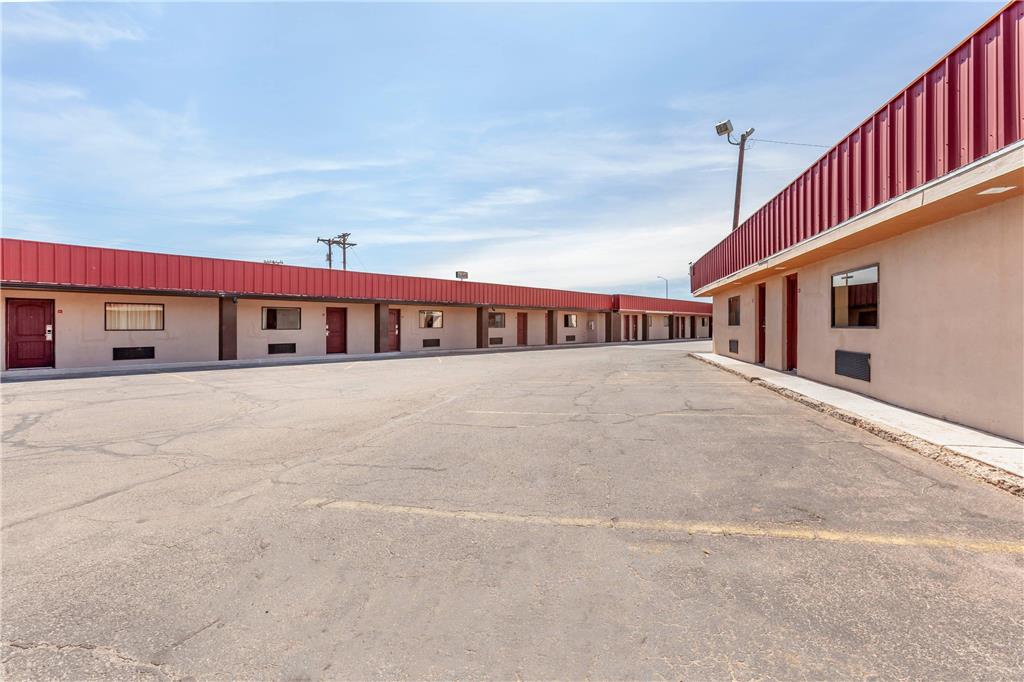 Econo Lodge Clovis - photo 6