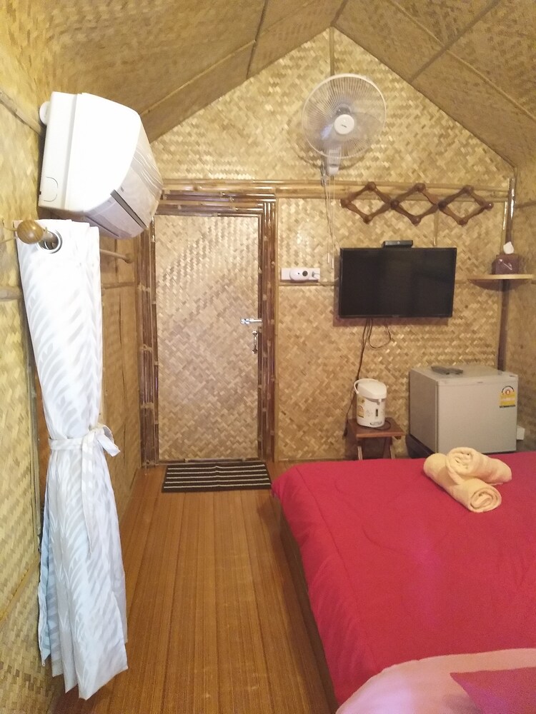 Baan Kornkan Resort in Ko Kut, Thailand