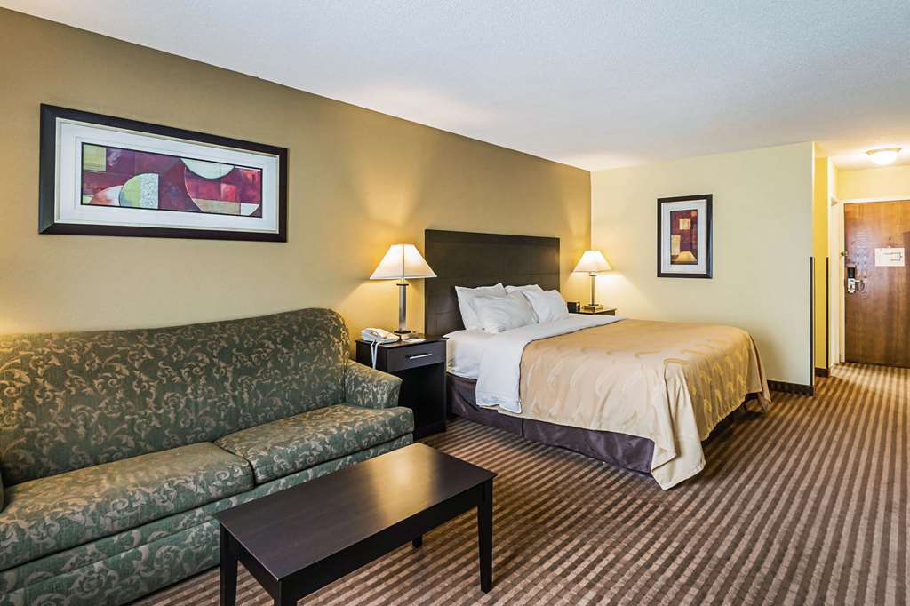 Quality Inn & Suites Frostburg Cumberland - photo 9