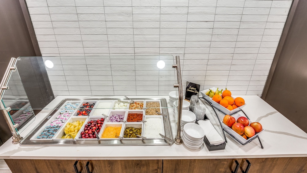Staybridge Suites Dallas Market Ctr Love Field by IHG - photo 49