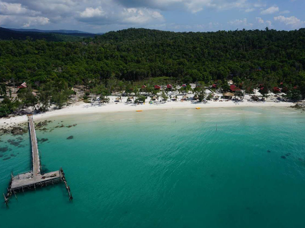 Nature Beach - carbon neutral hotel in Cambodia