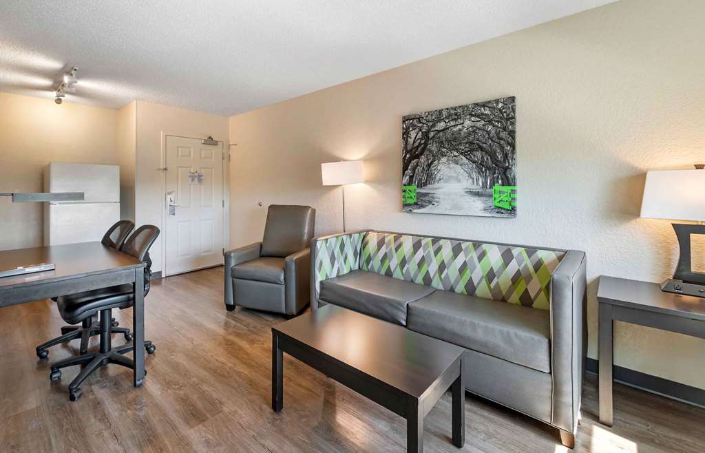 Extended Stay America Premier Suites Miami Airport Doral 25th Street - photo 34