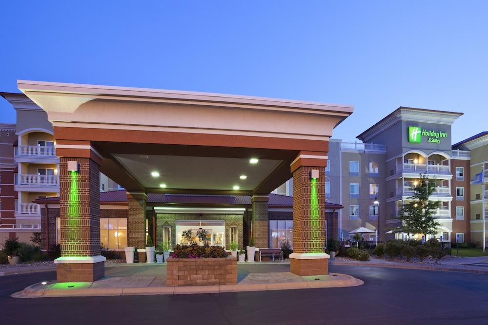 Venetian Waterpark at Holiday Inn Hotel Maple Grove Arbor Lakes - photo 2