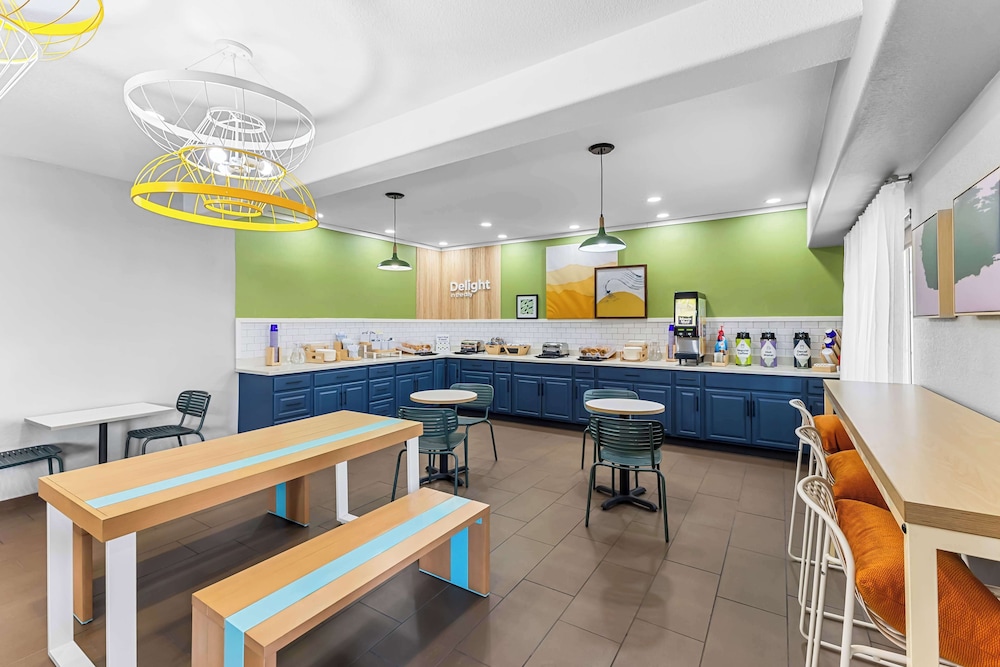 Spark by Hilton Glendale Phoenix North - photo 46