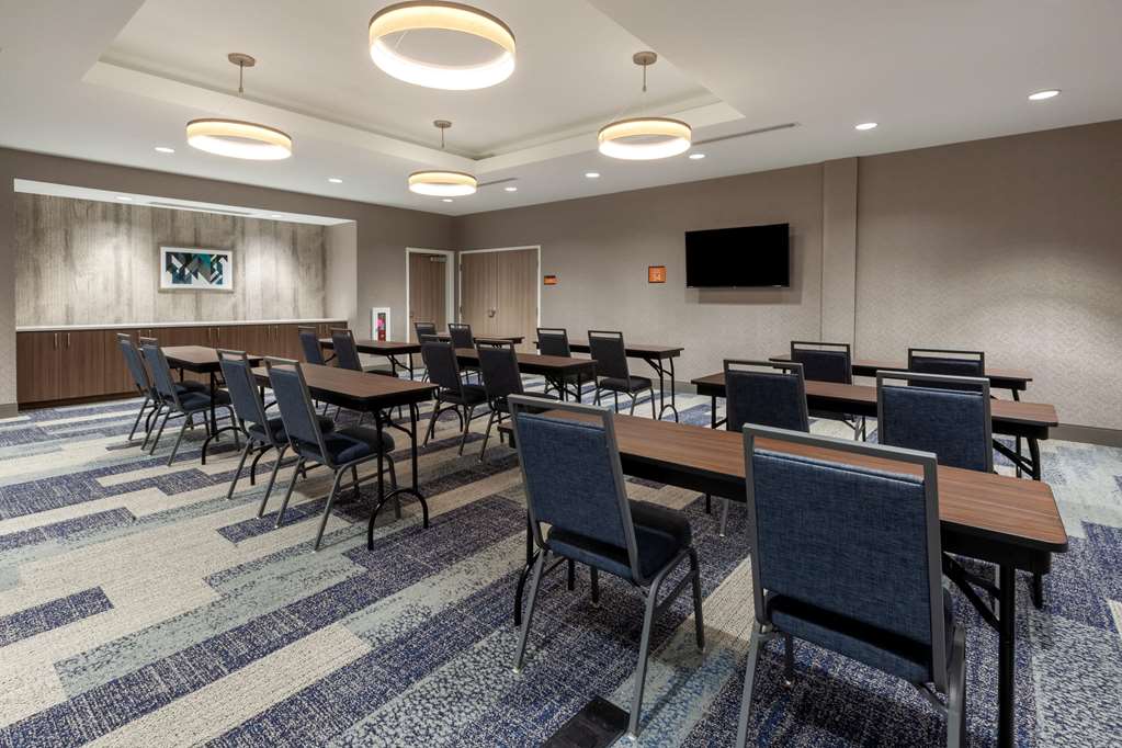 La Quinta Inn & Suites by Wyndham Middletown Goshen - photo 30