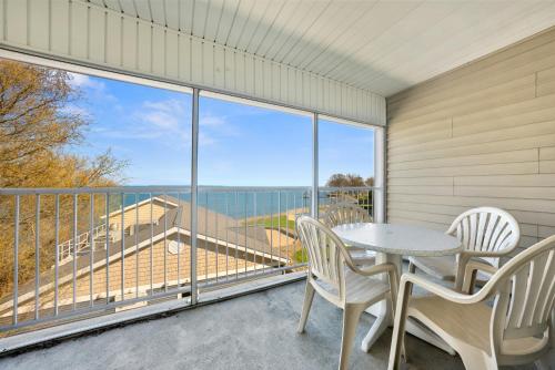 Bayshore Resort at Put in Bay - photo 3