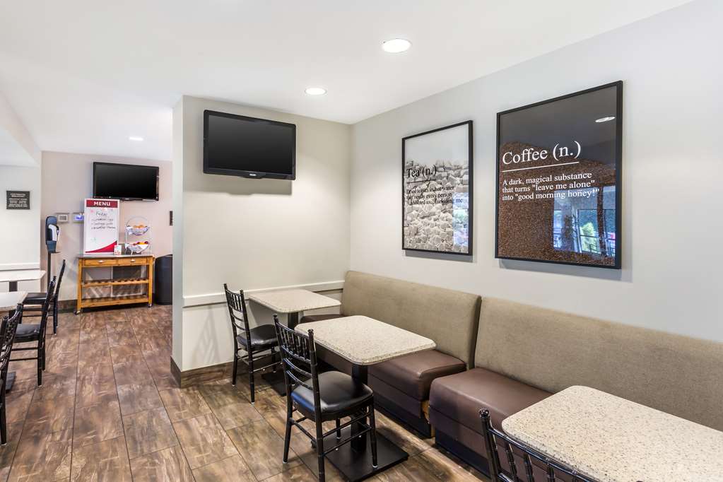 Best Western Plus CottonTree Inn - photo 36