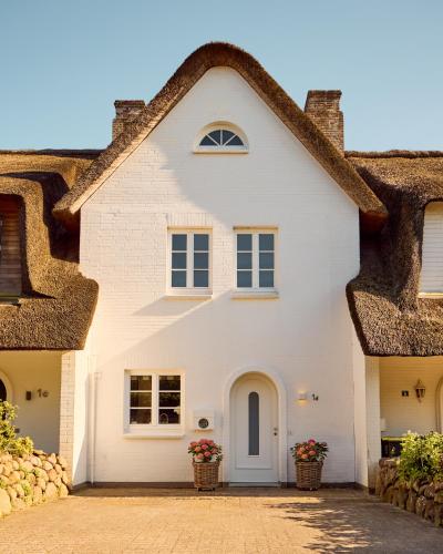 Reethüs Keitum mit Kamin und Südgarten in direkter Wattnähe in Keitum, Germany