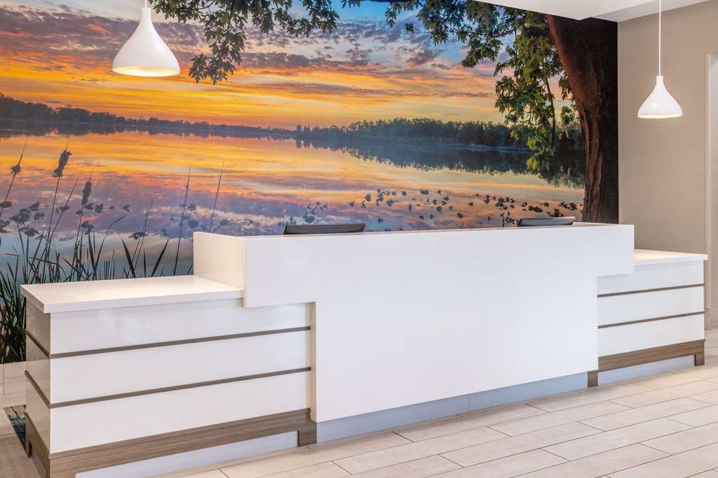 La Quinta Inn & Suites by Wyndham Valdosta - photo 9