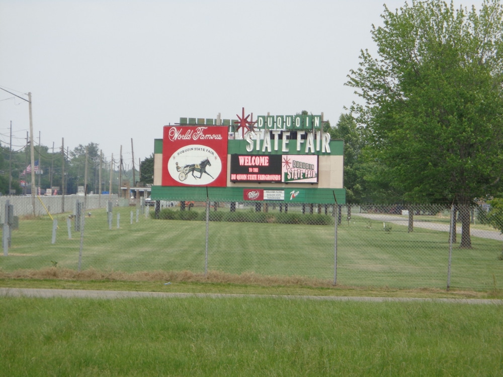 Fairgrounds Inn - photo 39