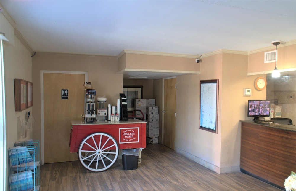 Eastern Shore Motel - photo 9