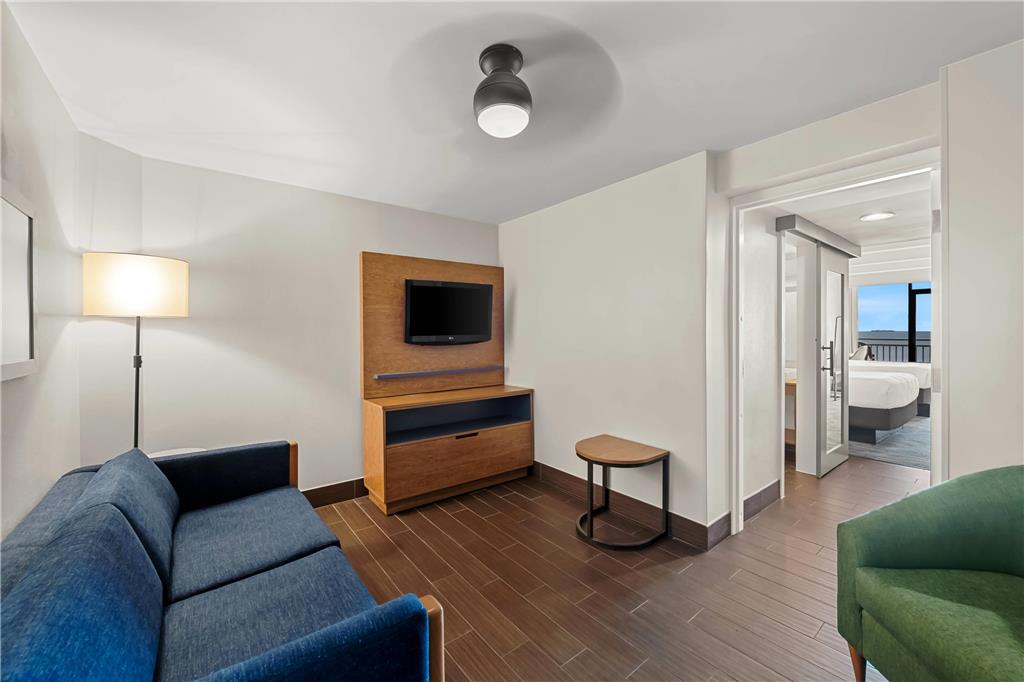 Country Inn & Suites by Radisson Virginia Beach - photo 10