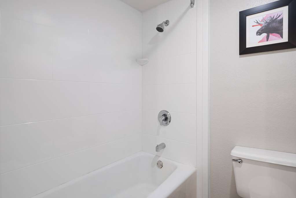 AmericInn by Wyndham Casper Event Center Area - photo 26