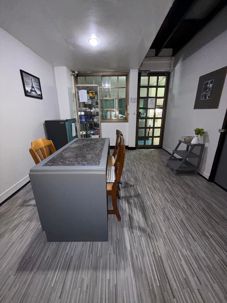 Ree House