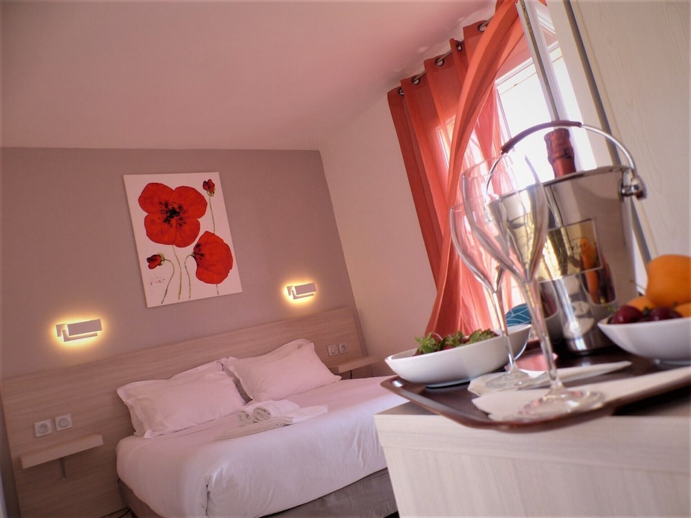 Stella Marina - carbon neutral hotel in Porto-Vecchio