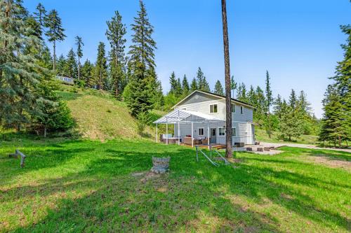 6 Acre Wilderness Retreat in Cle Elum, United States