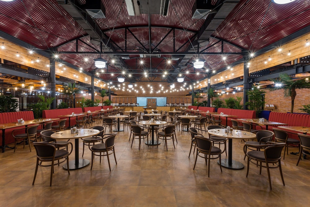 מזון ומשקאות